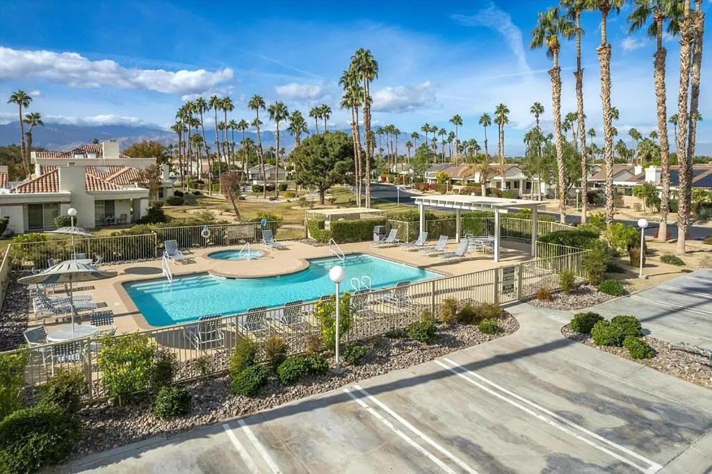 Desert Breezes Resort Palm Desert Buitenkant foto