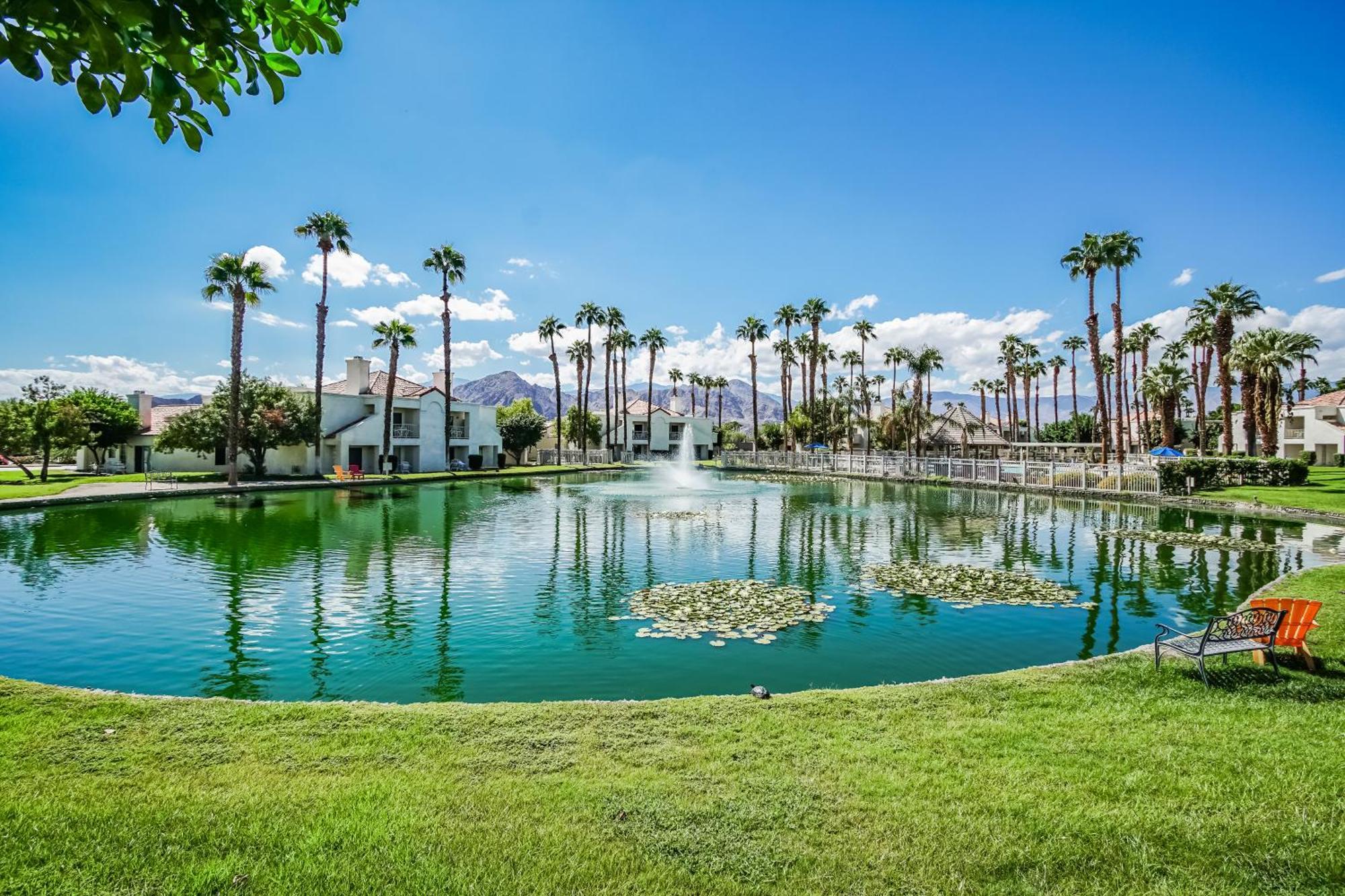 Desert Breezes Resort Palm Desert Buitenkant foto